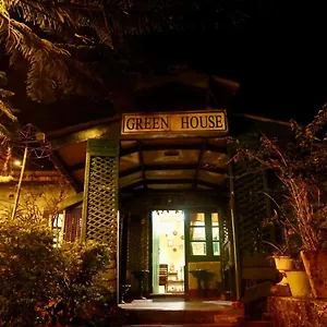 Green House Nallathanniya